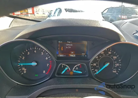 2019 Ford Escape Se z USA, uszkodzony, nr VIN 1FMCU9GD2KUC43153